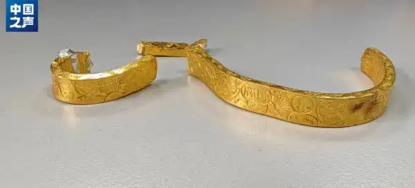 周大福官方网站会买到假的吗_网络平台999足金真伪鉴别_假黄金投诉分析