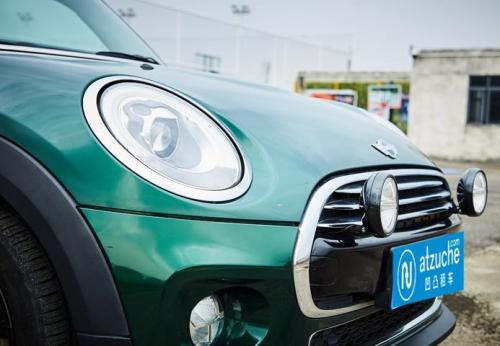 凹凸租车平台推荐_国内租车网站哪个好_毕业旅行丽江自驾