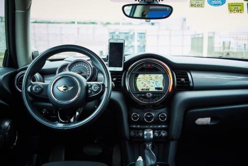 凹凸租车平台推荐_毕业旅行丽江自驾_国内租车网站哪个好