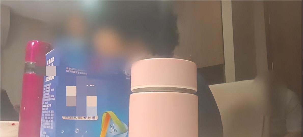老年人免费鸡蛋骗局_艾灸体验红包陷阱_微信上的特殊服务可信度高吗