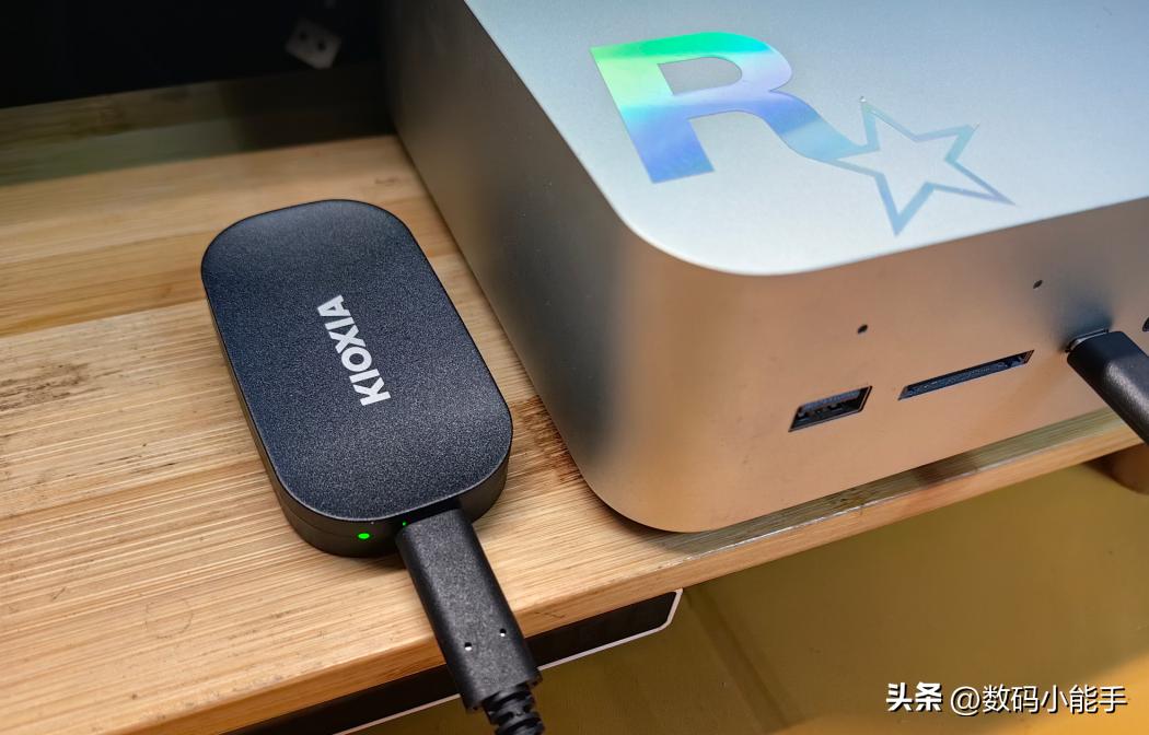 手机扩容神器 SSD_铠侠 XD20 移动固态硬盘评测_手机能玩硬盘游戏不