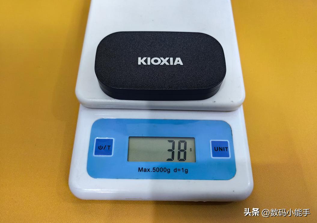 铠侠 XD20 移动固态硬盘评测_手机能玩硬盘游戏不_手机扩容神器 SSD