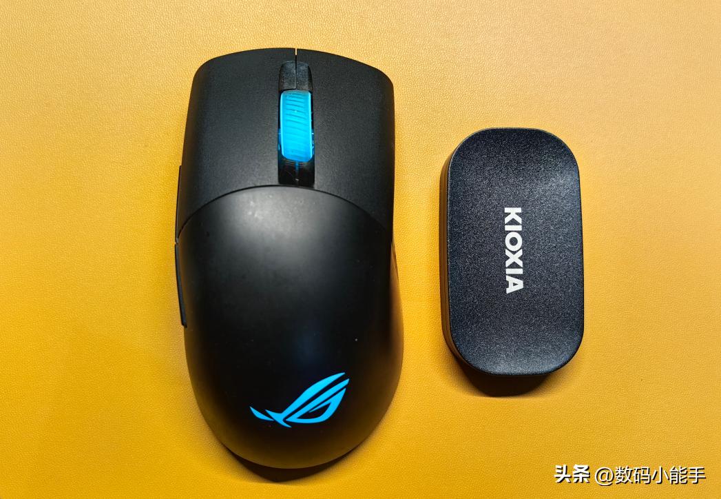 铠侠 XD20 移动固态硬盘评测_手机扩容神器 SSD_手机能玩硬盘游戏不