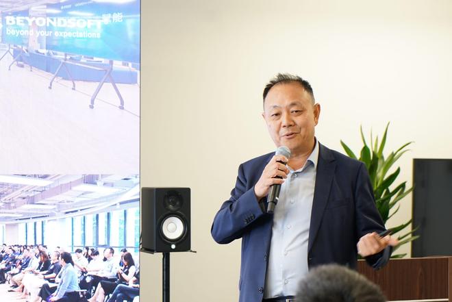 WhatsApp_博彦科技日本创新实践_全球化视野本地化深耕