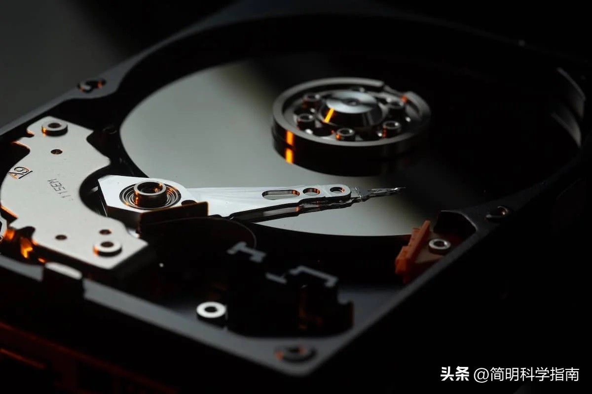 Windows磁盘碎片整理_SSD无需碎片整理_优化磁盘碎片有什么用