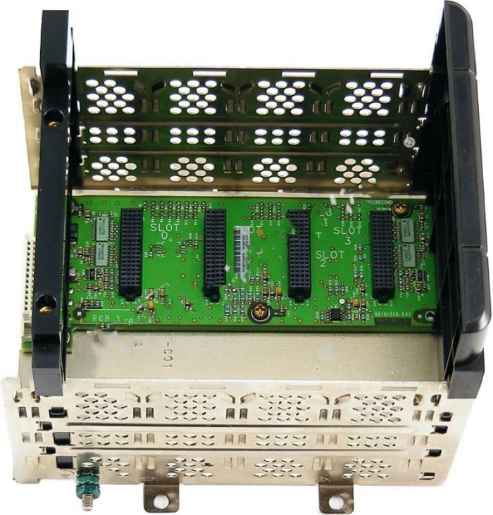 PLC基本组成部分_PLC模块化设计_z 逻辑控制器