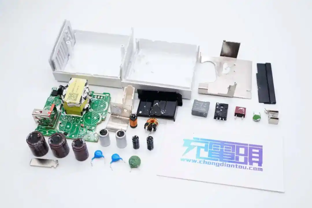 小米氮化镓充电器210W_小米手机快充充电器拆解_小米9数据线接口类型