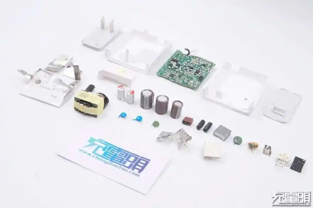 小米手机快充充电器拆解_小米氮化镓充电器210W_小米9数据线接口类型