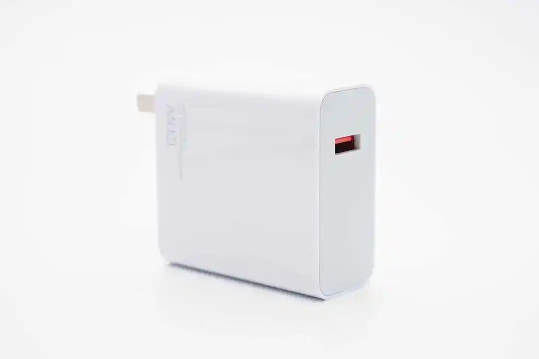 小米9数据线接口类型_小米氮化镓充电器210W_小米手机快充充电器拆解