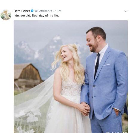 凯特戴琳斯肌肉壮硕男友力_破产姐妹1-6季网盘资源_破产姐妹凯特戴琳斯新恋情