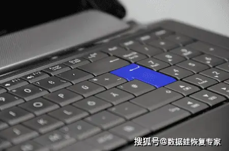 U盘格式化数据恢复软件 _ U盘数据恢复专家 _u盘格式化恢复数据方法教程