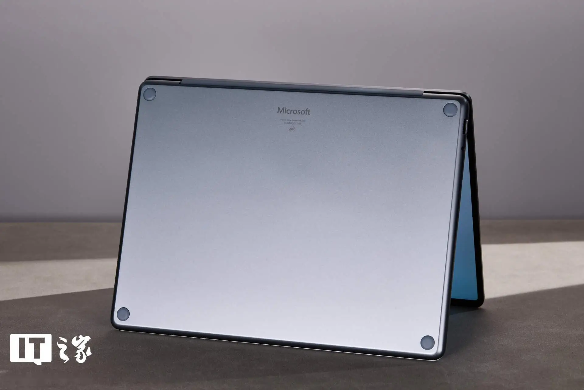 WhatsApp_Surface Laptop 13 英寸版评测_Surface Laptop 13 性能测试