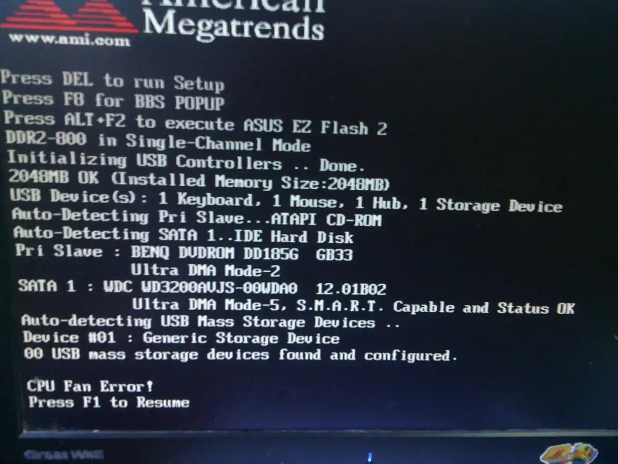 电脑开机显示英文字母_解决电脑开机英文错误_电脑开机显示很多英文