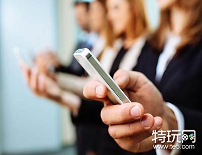 用手机赚钱快方法官方网站_手机做任务赚钱日进200元_手机赚钱软件