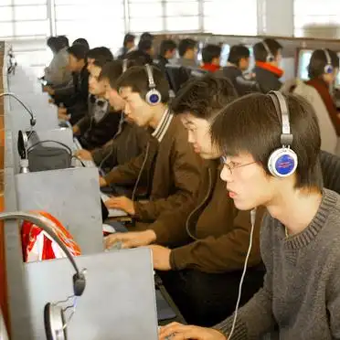 大学生自我管理能力_老师在课堂上是否需要避免使用电脑_大学课堂禁用电脑