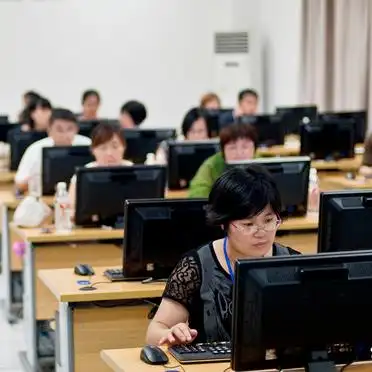 大学课堂禁用电脑_老师在课堂上是否需要避免使用电脑_大学生自我管理能力