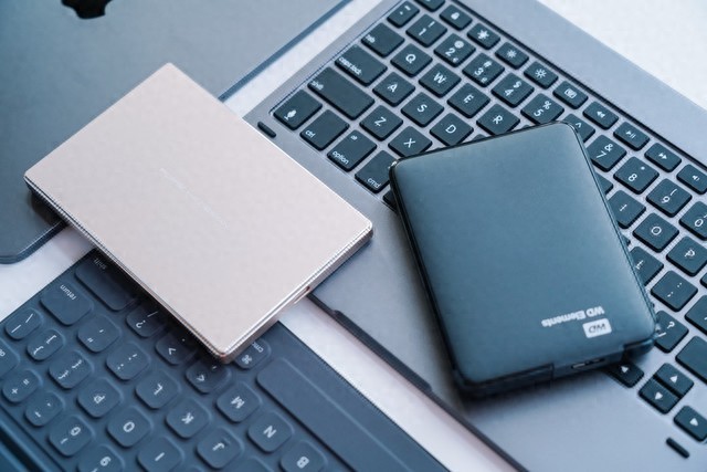 USB硬盘突然断电损坏_移动硬盘省电策略硬盘停转_移动硬盘有啥用