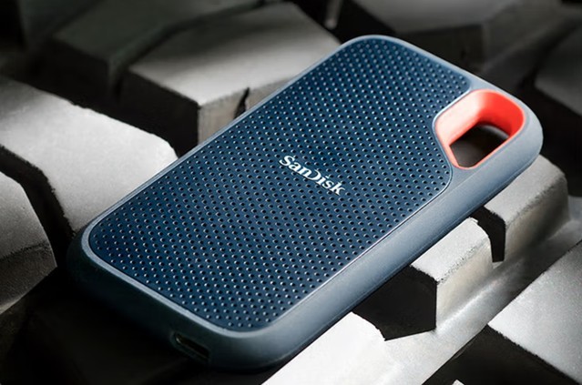 1TB移动固态硬盘_三星T7 Shield移动固态硬盘_移动硬盘有啥用