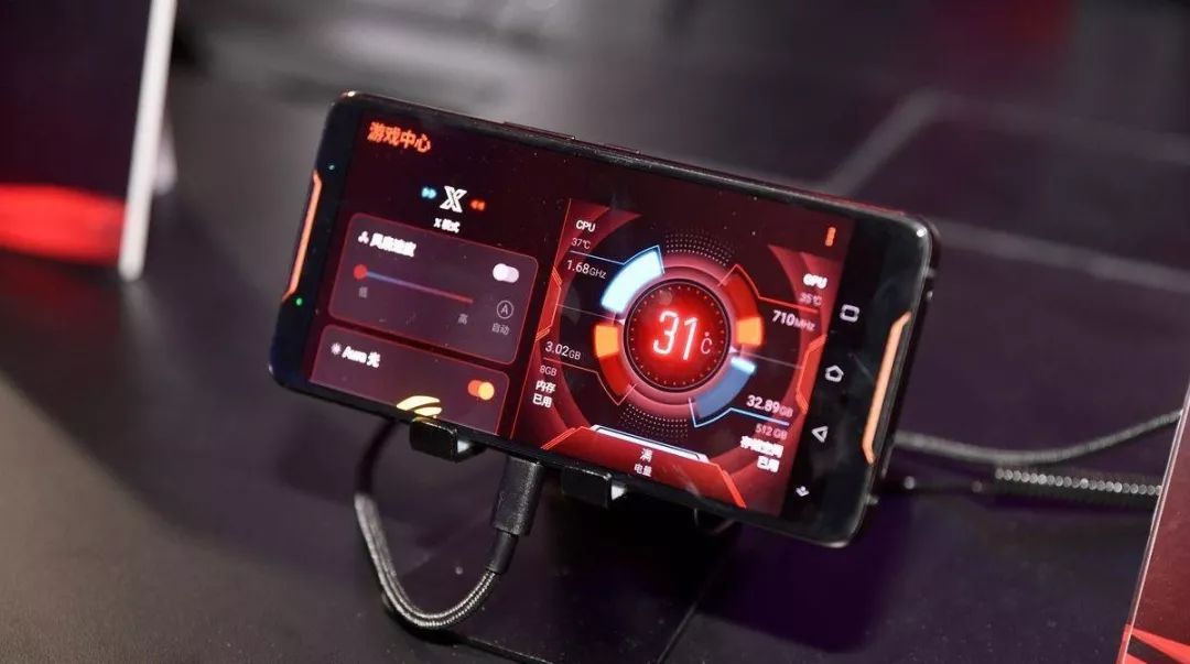 玩吃鸡电脑自动重启_吃鸡手游帧率调节软件_和平精英极限帧率设置