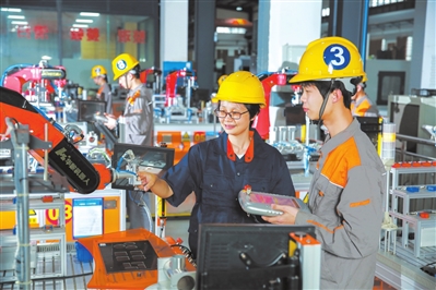 湖南职业教育 高素质技能人才培养 职教湘军 产业发展_湖南职成教育信息网