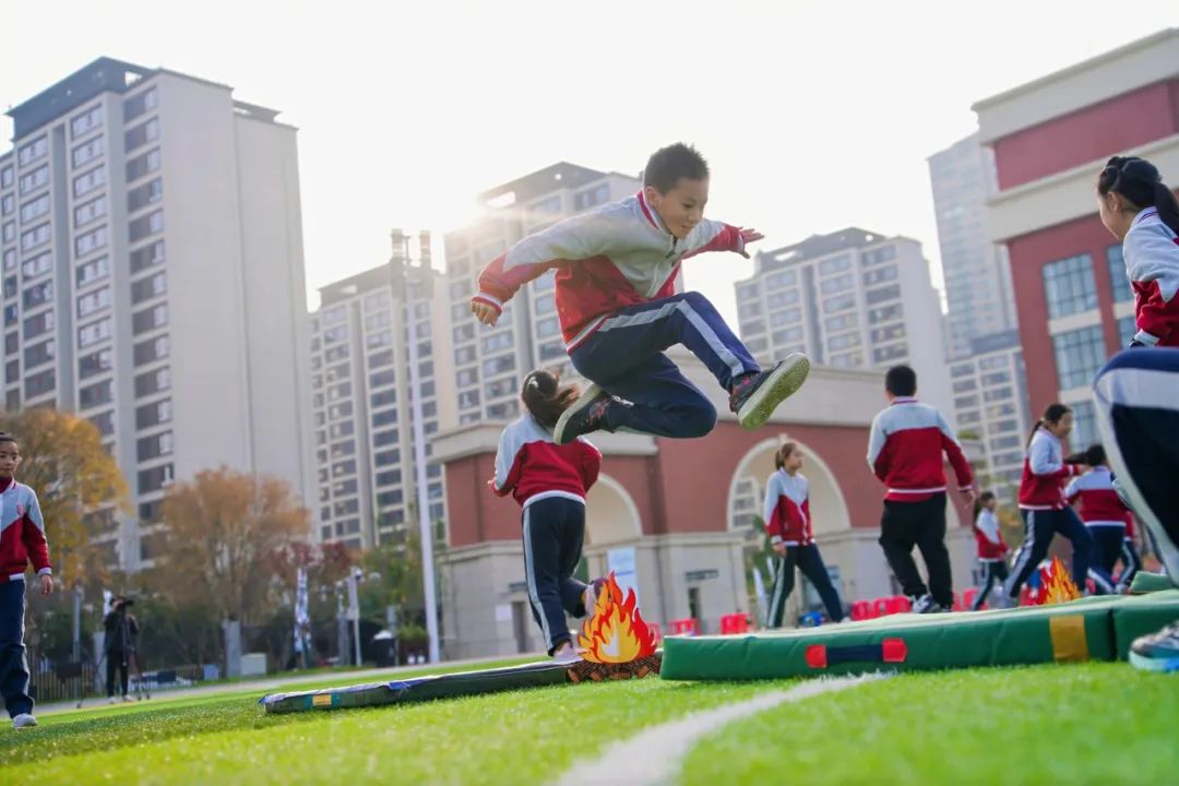 成都市教育局在线办事平台_成都市随迁子女小升初入学条件_成都市随迁子女入学政策