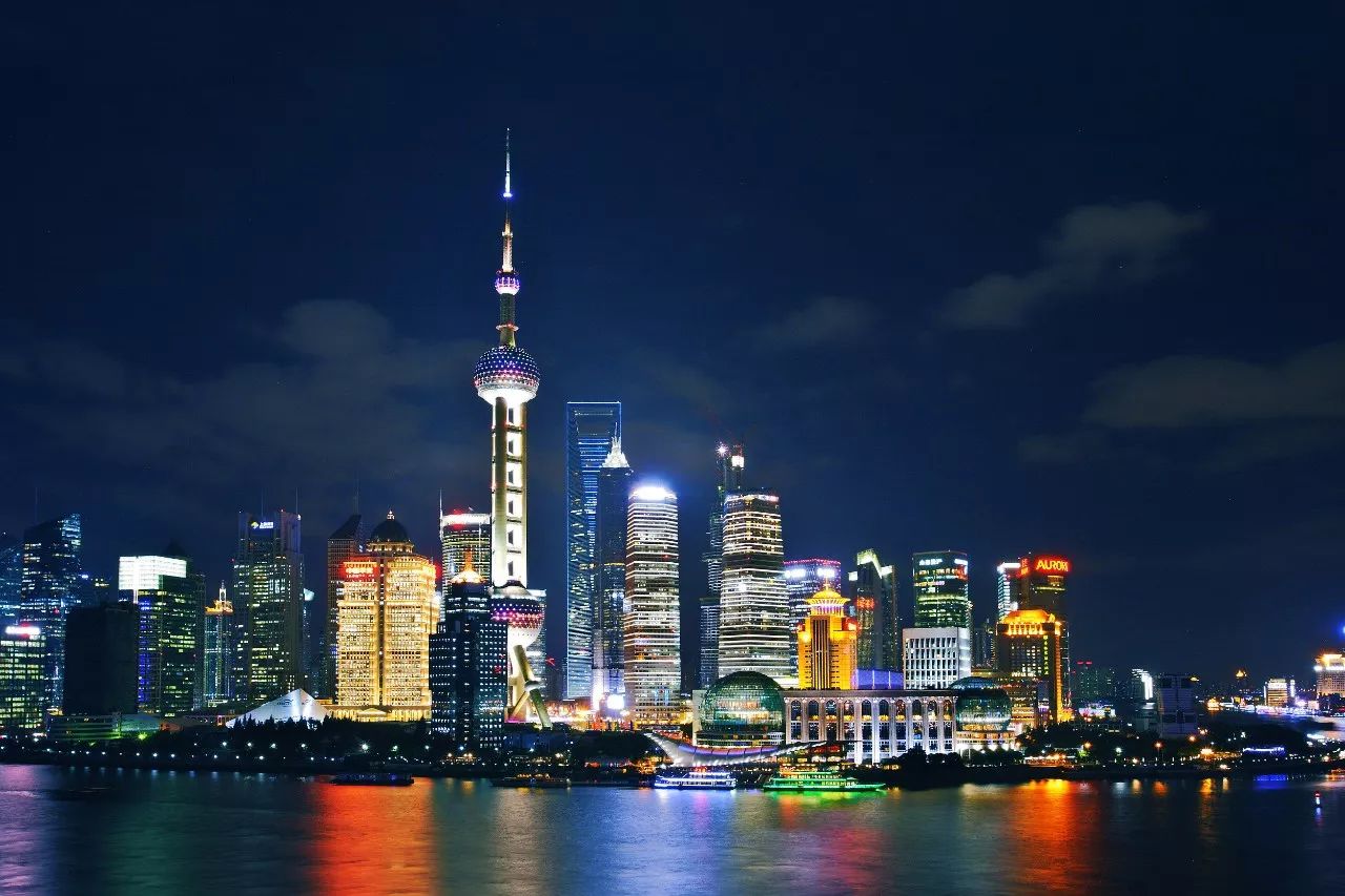 爱上上海的理由图片_上海包容度高的城市特点_上海人与人之间默契的分寸感