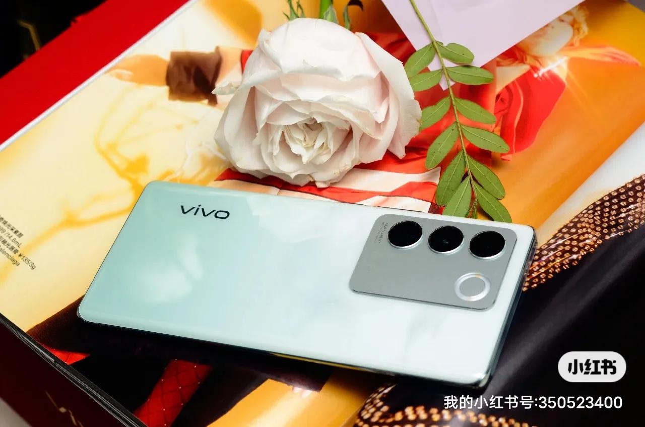 vivo S16 Pro微电影模式使用方法_在手机上怎么做微电影_vivo X90微电影模板拍摄技巧