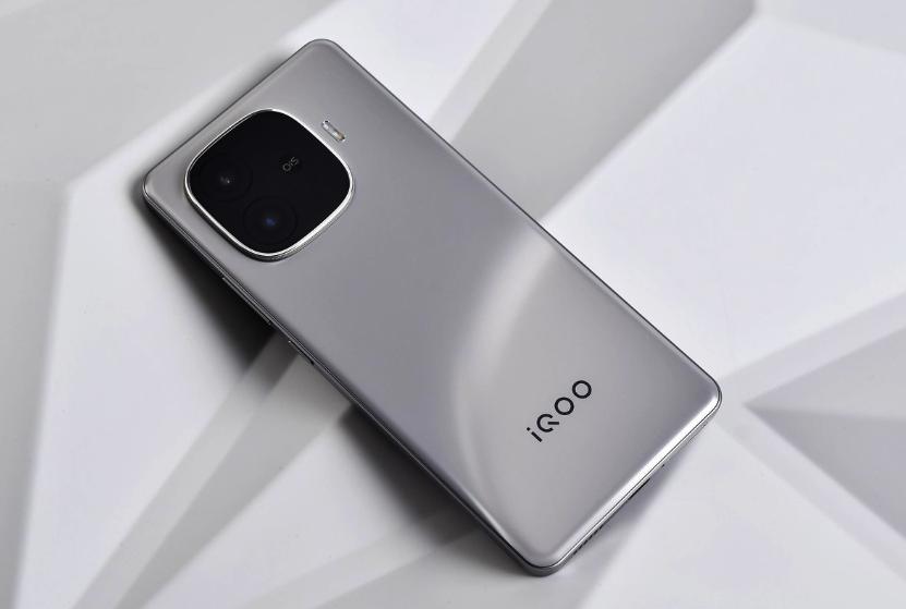 想在手机上玩游戏吗_适合不玩游戏的手机推荐_不玩游戏买什么手机性价比高