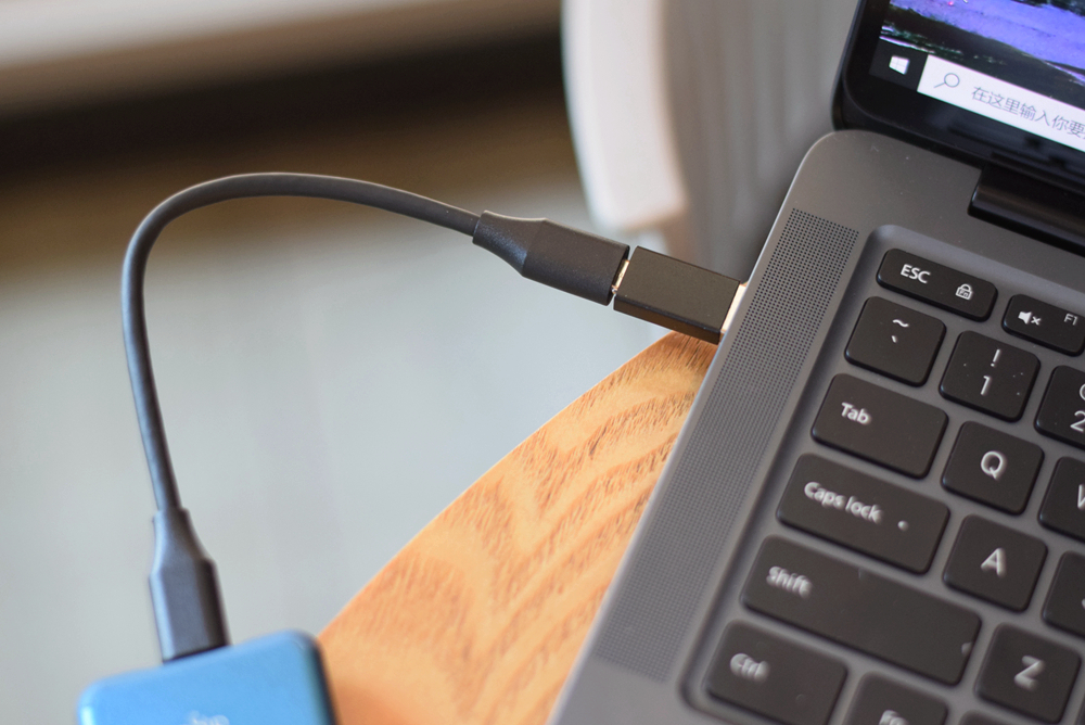 移动硬盘速度对比_名片大小固态硬盘_aigo S7Pro 移动固态硬盘