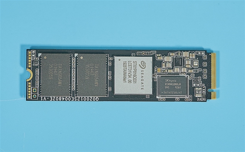 移动硬盘速度对比_希捷酷玩游戏SSD极光侠 2000MB/s 移动固态硬盘