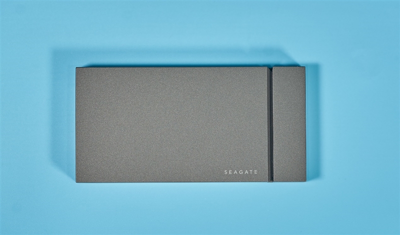 移动硬盘速度对比_希捷酷玩游戏SSD极光侠 2000MB/s 移动固态硬盘