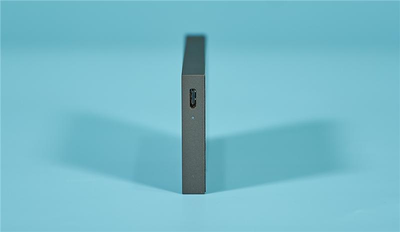 希捷酷玩游戏SSD极光侠 2000MB/s 移动固态硬盘_移动硬盘速度对比