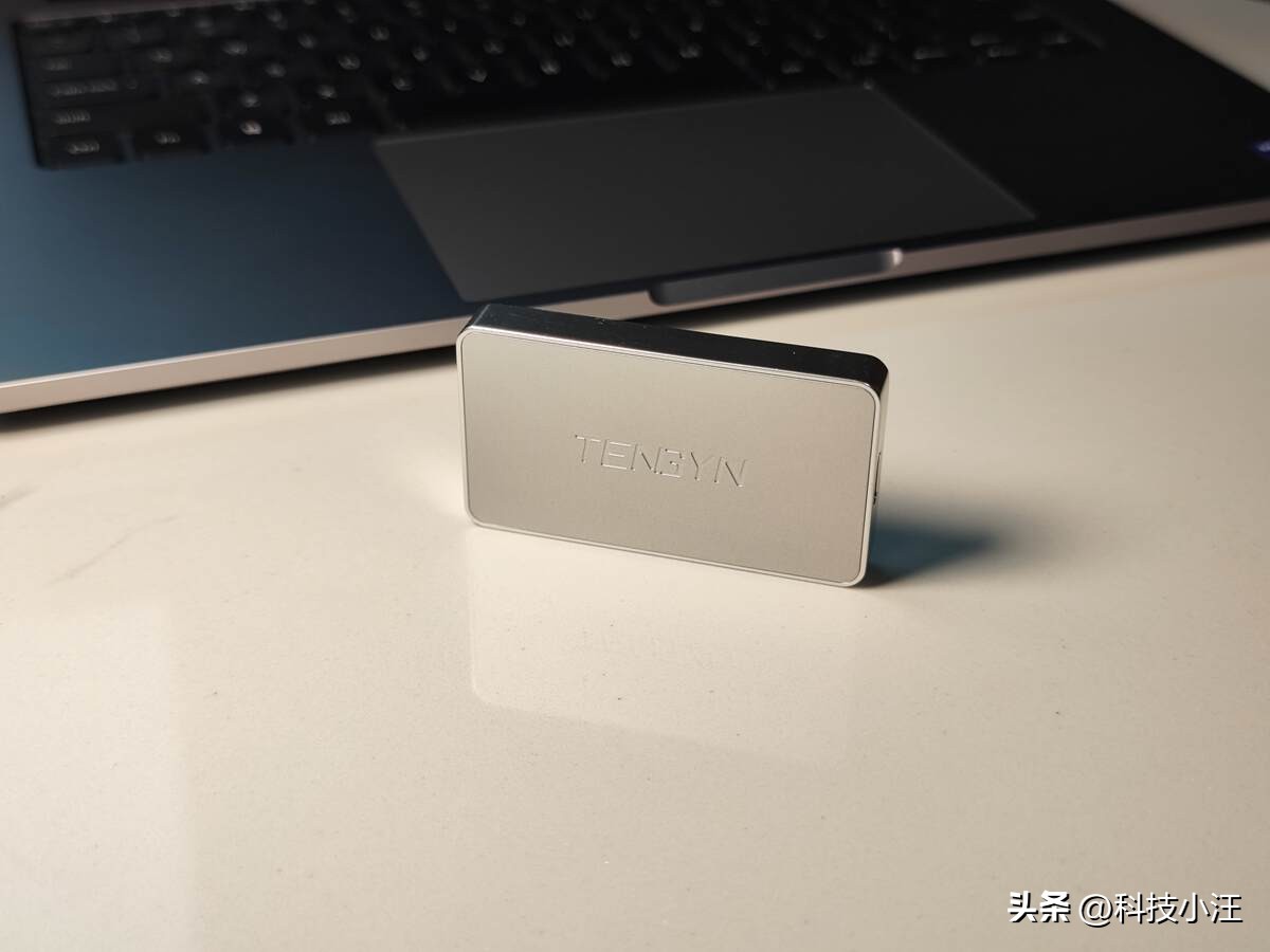 小米腾隐三星西数闪迪对比_移动硬盘速度对比_移动固态硬盘评测