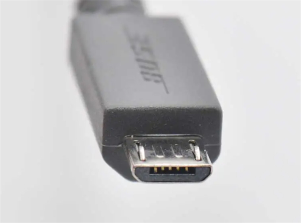 USB数据线用途_数据线接口种类大全_手机数据线接口类型图解