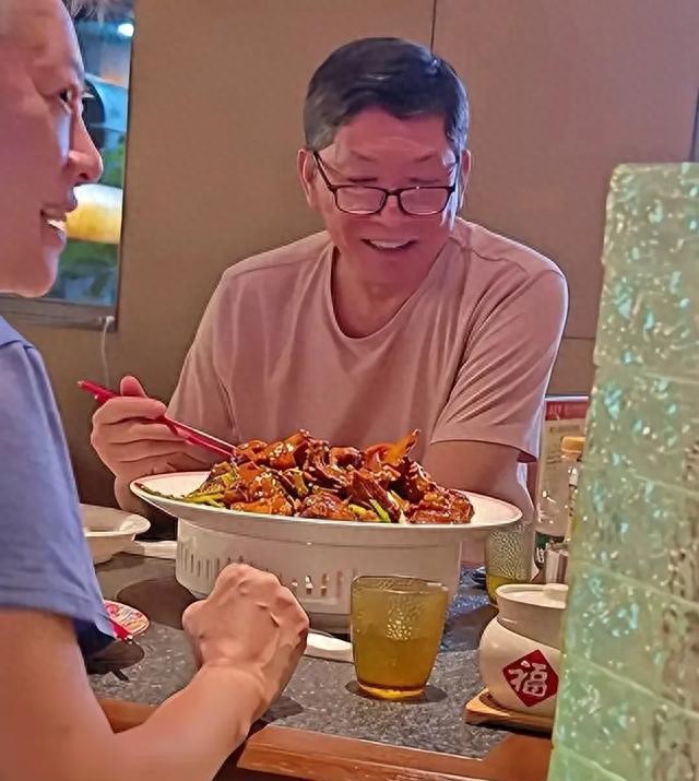 东北菜份量足_香港游客体验东北菜_香港美食100强视频播放