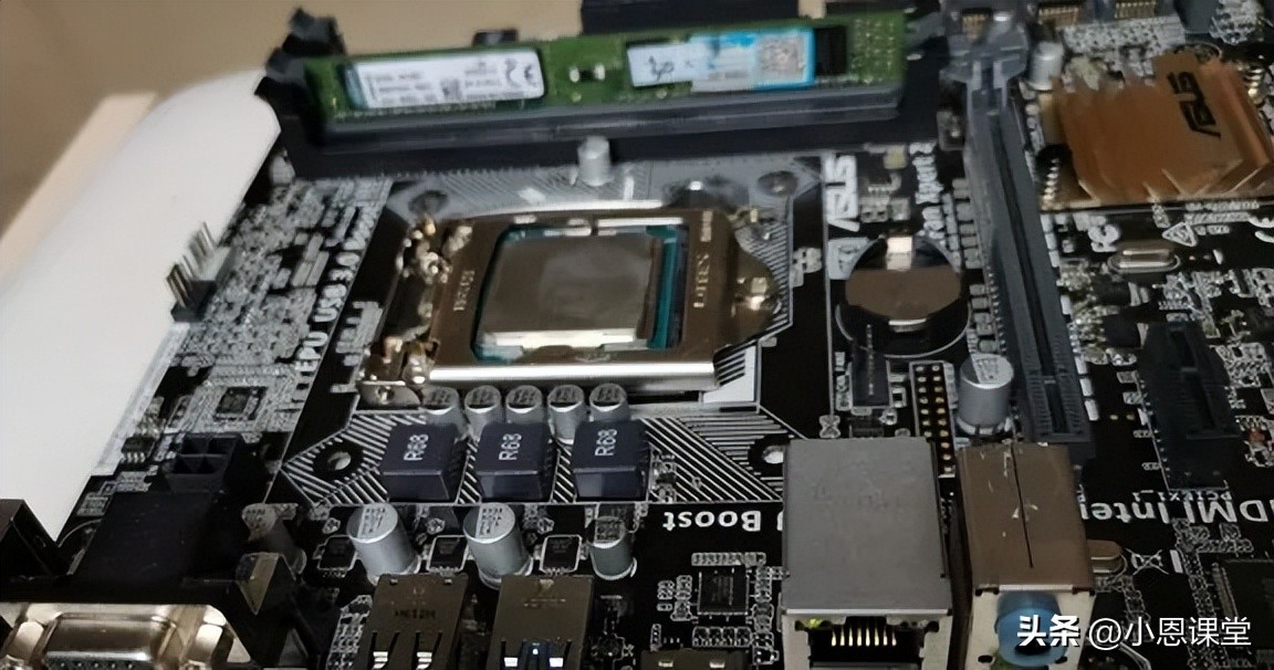 电脑蓝屏修复方法_本机电脑配置查询_电脑蓝屏怎么办