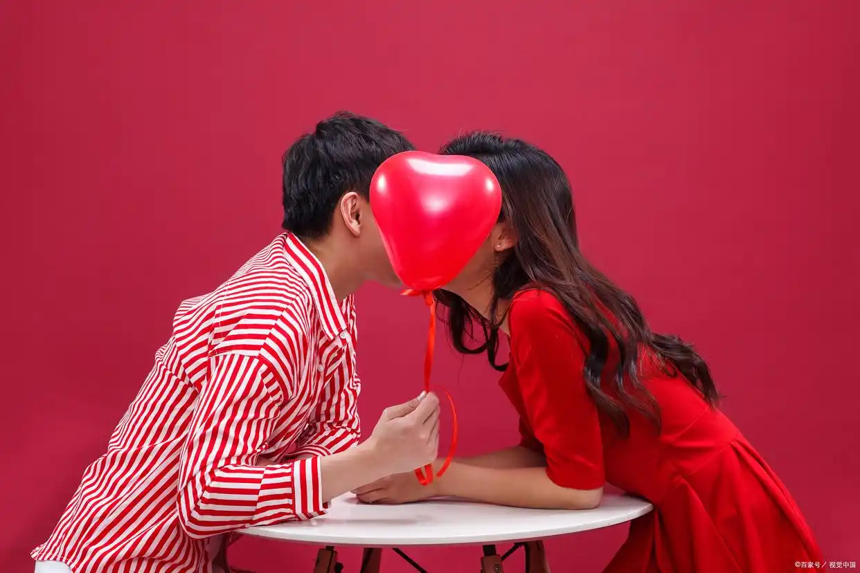 网上查询结婚证骗局_虚假结婚证查询网站_微信上的特殊服务可信度高吗